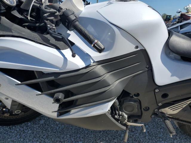 JKBZXNF11DA003088 - 2013 KAWASAKI ZX1400 F WHITE photo 7