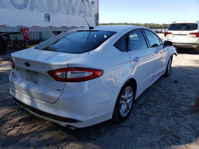 1FA6P0H76G5107192 - 2016 FORD FUSION SE WHITE photo 4