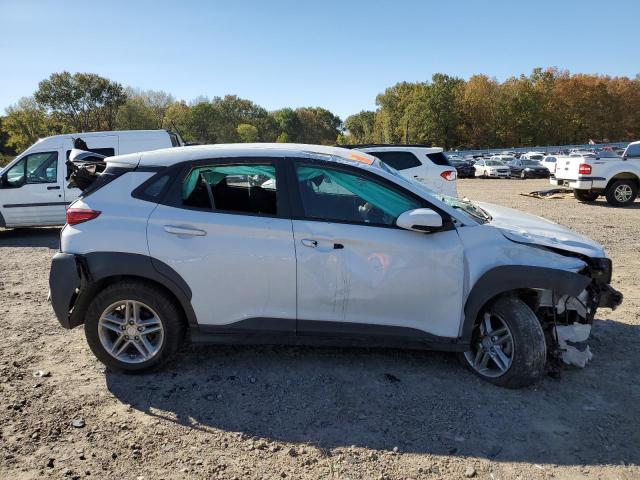 KM8K12AA4KU278805 - 2019 HYUNDAI KONA SE WHITE photo 9