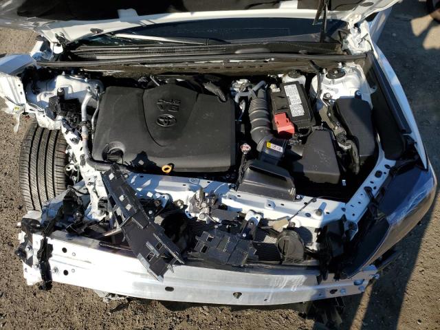 4T1KZ1AK8NU067705 - 2022 TOYOTA CAMRY TRD WHITE photo 7