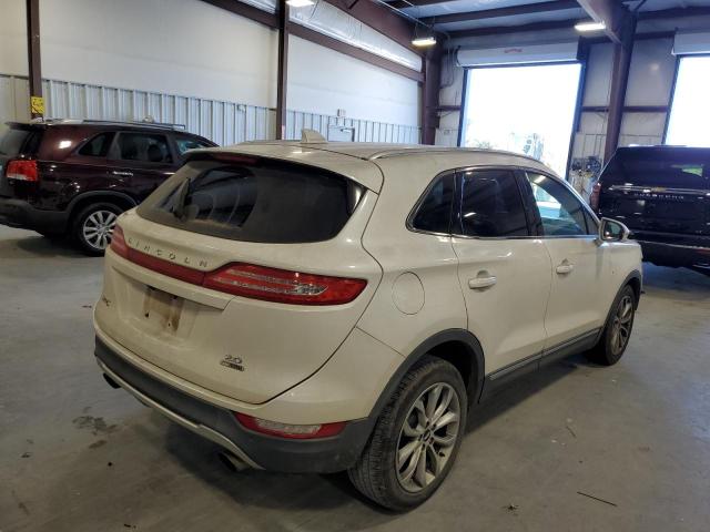 5LMCJ1A94FUJ37319 - 2015 LINCOLN MKC WHITE photo 4