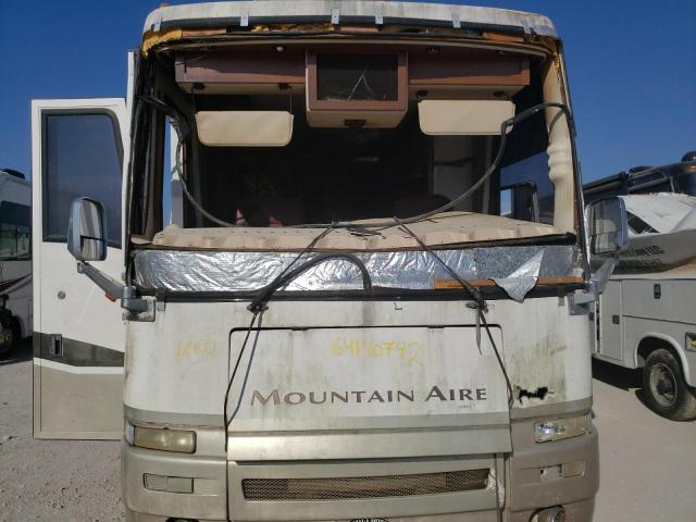 4UZ6XJCA7YCG39128 - 2000 FREIGHTLINER CHASSIS X BEIGE photo 7