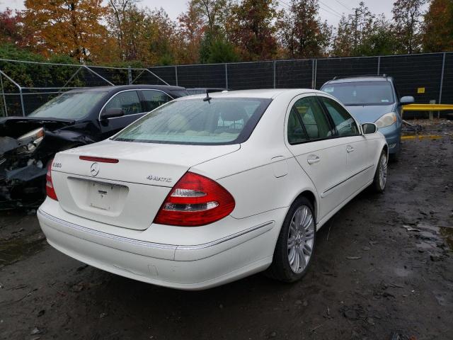 WDBUF87JX6X200962 - 2006 MERCEDES-BENZ E 350 4MAT WHITE photo 4