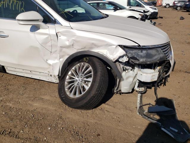 2LMTJ8KR4GBL40314 - 2016 LINCOLN MKX SELECT WHITE photo 9