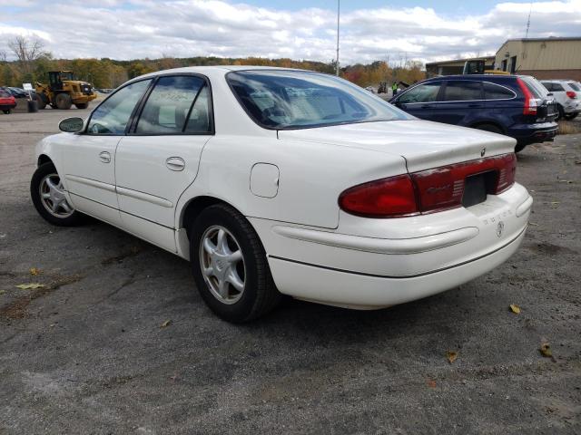 2G4WB52K141290190 - 2004 BUICK REGAL WHITE photo 3