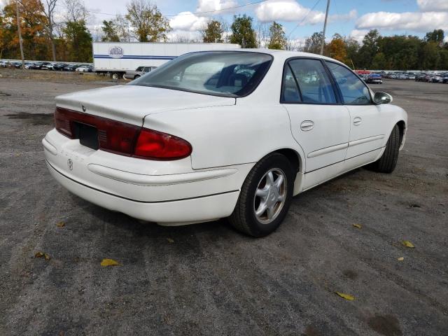 2G4WB52K141290190 - 2004 BUICK REGAL WHITE photo 4