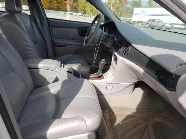 2G4WB52K141290190 - 2004 BUICK REGAL WHITE photo 5