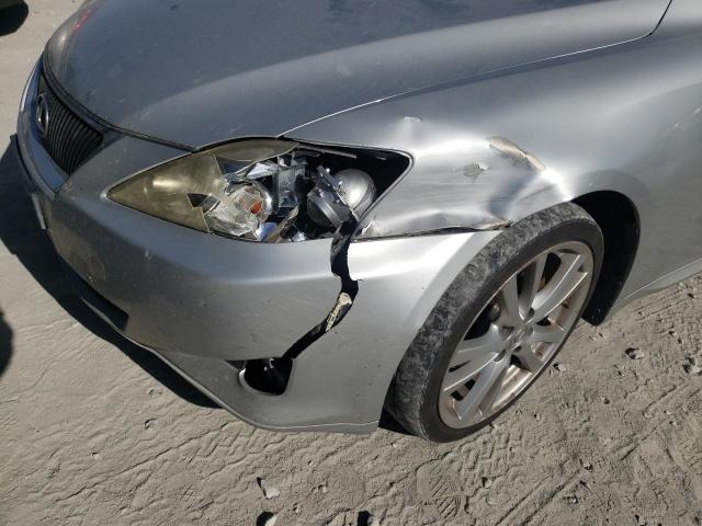 JTHBK262165010568 - 2006 LEXUS IS 250 SILVER photo 9