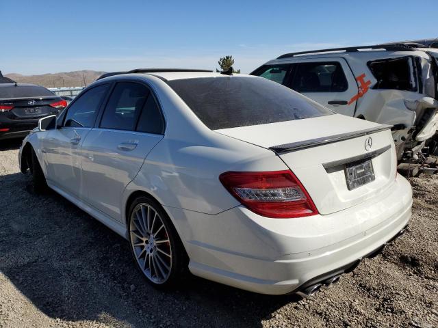 WDDGF7HB0BF612569 - 2011 MERCEDES-BENZ C 63 AMG WHITE photo 3