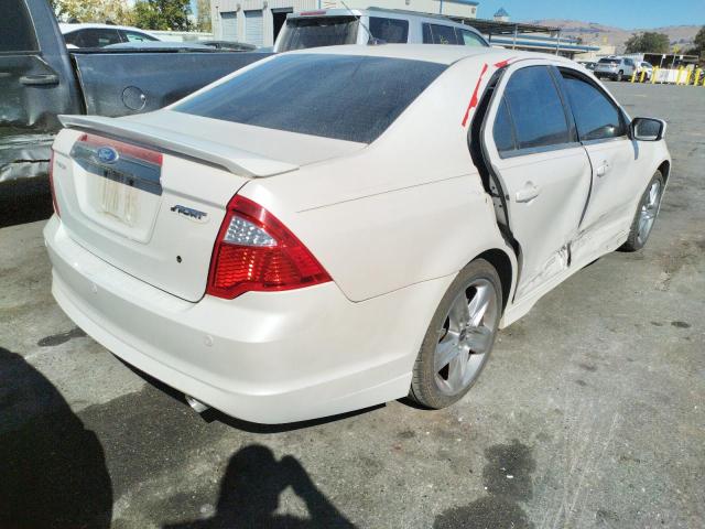 3FAHP0KC3BR114704 - 2011 FORD FUSION SPO WHITE photo 4