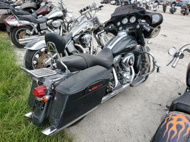 1HD1KBW176Y684418 - 2006 HARLEY-DAVIDSON FLHXI BLACK photo 4