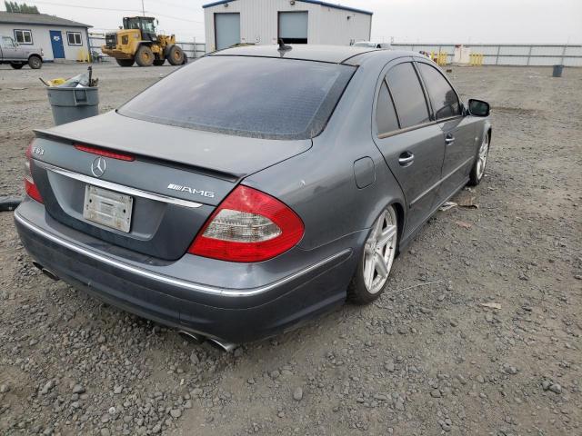 WDBUF77X99B371413 - 2009 MERCEDES-BENZ E 63 AMG GRAY photo 4