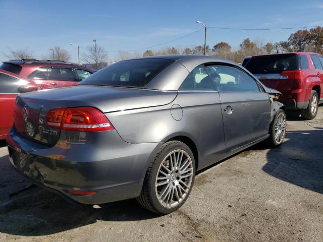 WVWBW7AH3CV006919 - 2012 VOLKSWAGEN EOS KOMFOR ნაცრისფერი ფოტო 4