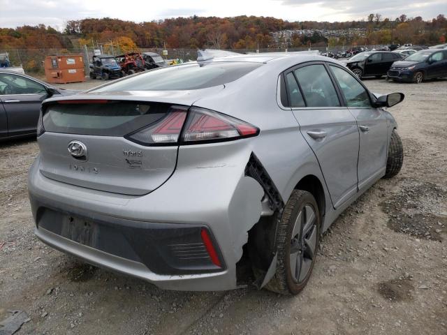 KMHC85LC7LU234914 - 2020 HYUNDAI IONIQ SEL SILVER photo 4