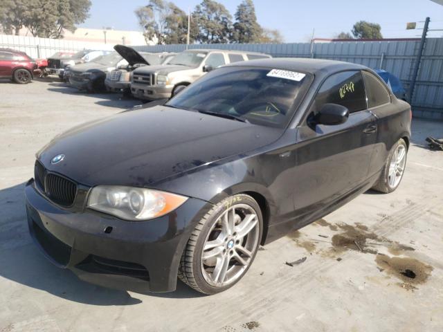 WBAUC9C52BVM11228 - 2011 BMW 135 I BLACK photo 2