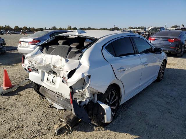 19UDE2F87GA019887 - 2016 ACURA ILX PREMIU WHITE photo 4