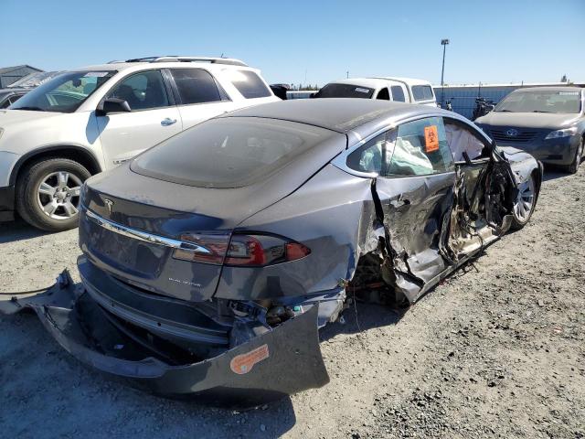 5YJSA1E27LF363987 - 2020 TESLA MODEL S Մոխրագույն լուսանկար 4