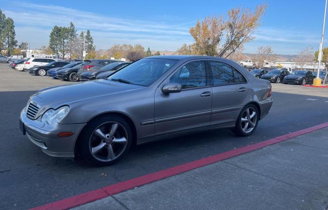 WDBRF40J54A624932 - 2004 MERCEDES-BENZ C 230K SPO BEIGE photo 2