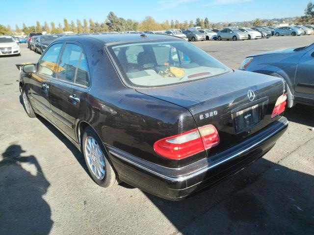 WDBJF65J91B241986 - 2001 MERCEDES-BENZ E 320 BLACK photo 3