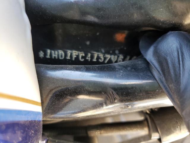 1HD1FC4137Y645923 - 2007 HARLEY-DAVIDSON FLHTCUI 白色 照片 10