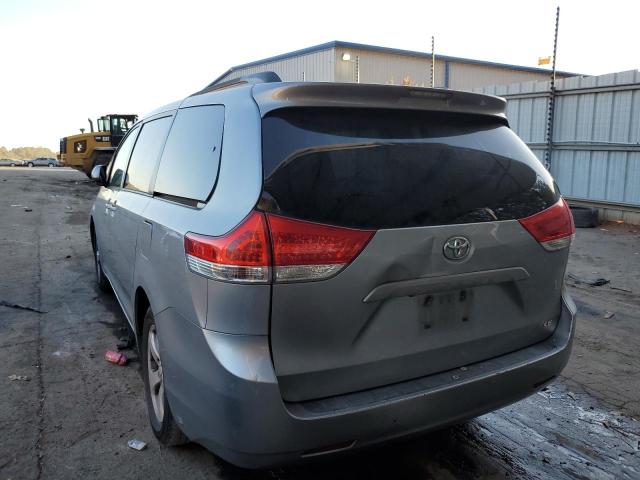 5TDKK3DC0BS059090 - 2011 TOYOTA SIENNA LE SILVER photo 3