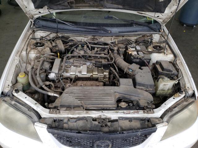 JM1BJ225320630253 - 2002 MAZDA PROTEGE DX WHITE photo 7