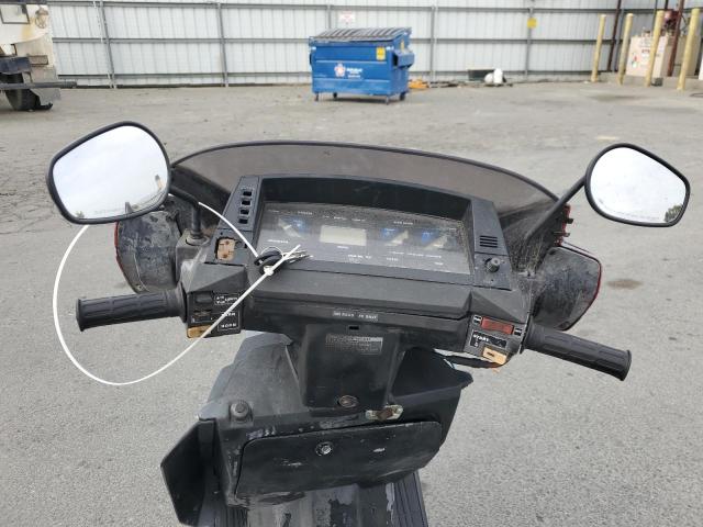 JH2KF0131FK001310 - 1985 HONDA CH150 GRAY photo 5