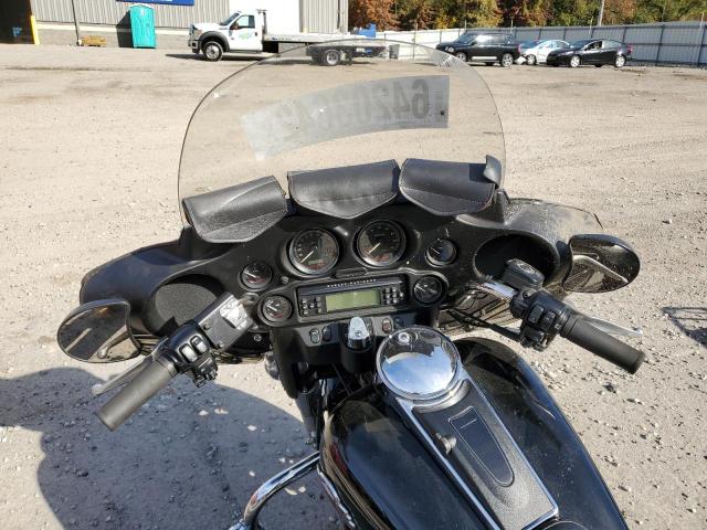 1HD1FCW146Y608536 - 2006 HARLEY-DAVIDSON FLHTCUI 黑色 照片 5