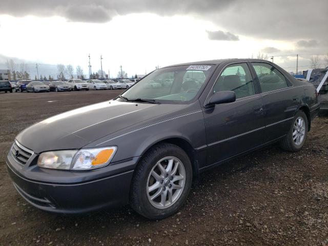 JT2BF22K110306989 - 2001 TOYOTA CAMRY CE GRAY photo 2