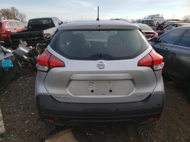 3N1CP5CV7LL517786 - 2020 NISSAN KICKS SV SILVER photo 6