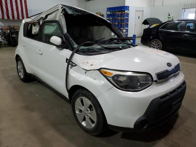 KNDJN2A23F7795546 - 2015 KIA SOUL WHITE photo 1