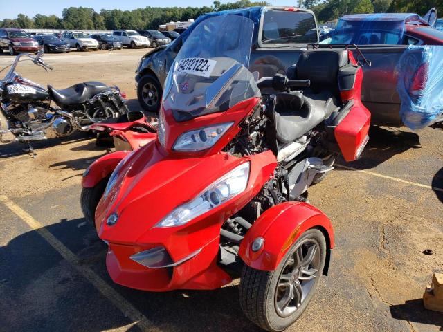 2BXJBHC14CV000733 - 2012 CAN-AM SPYDER ROA RED photo 2