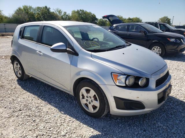 1G1JA6SH4F4199569 - 2015 CHEVROLET SONIC LS 银色 照片 1