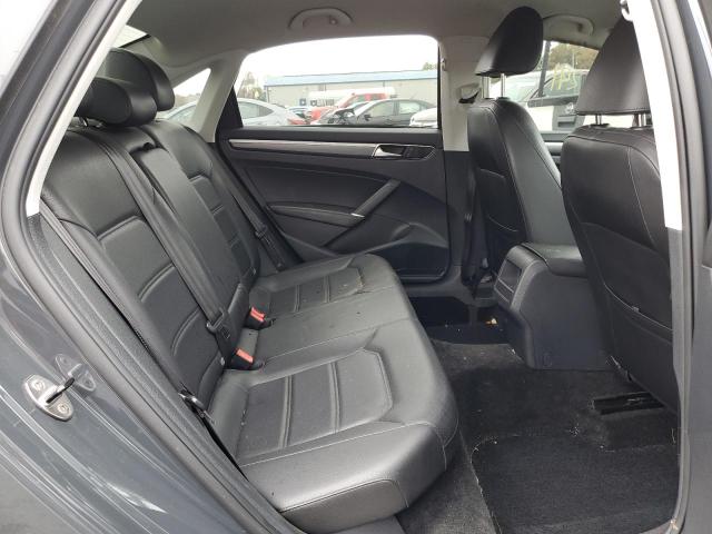 1VWDT7A30HC084158 - 2017 VOLKSWAGEN PASSAT R-L GRAY photo 6