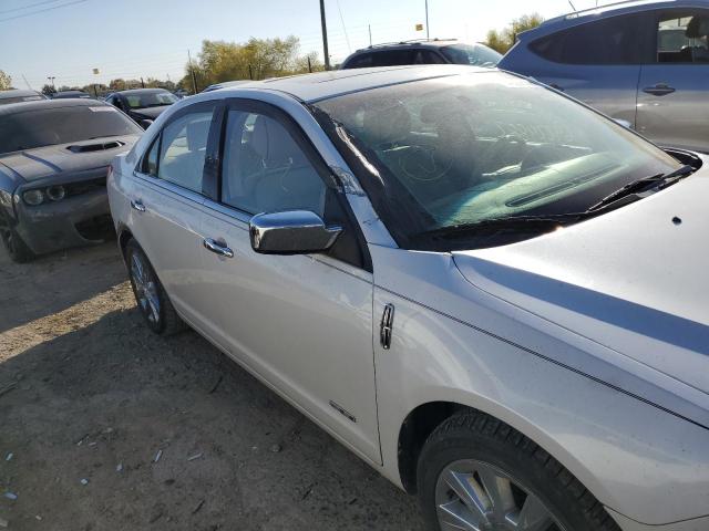 3LNDL2L32BR771469 - 2011 LINCOLN MKZ HYBRID WHITE photo 9