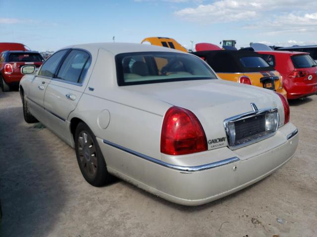 1LNHM82WX5Y651681 - 2005 LINCOLN TOWN CAR S BEIGE photo 3