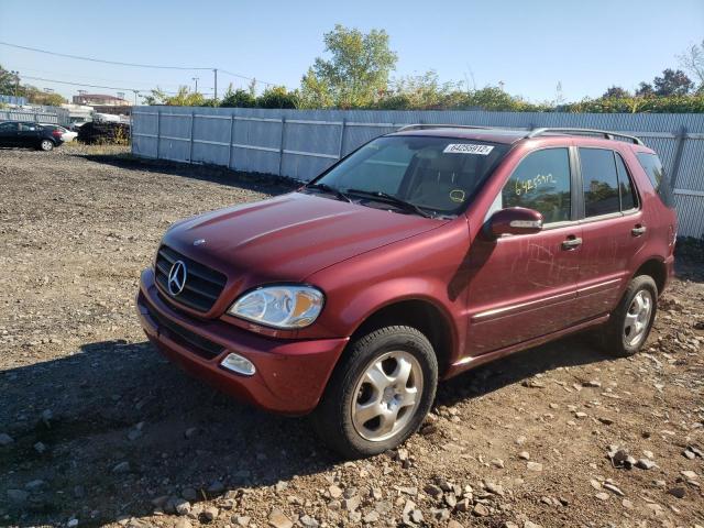 4JGAB54E62A350999 - 2002 MERCEDES-BENZ ML 320 BURGUNDY photo 2