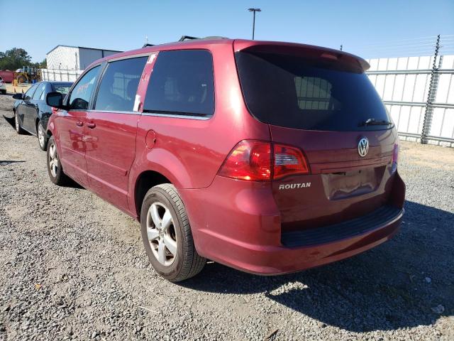 2V4RW5DG1BR691094 - 2011 VOLKSWAGEN ROUTAN BURGUNDY photo 3