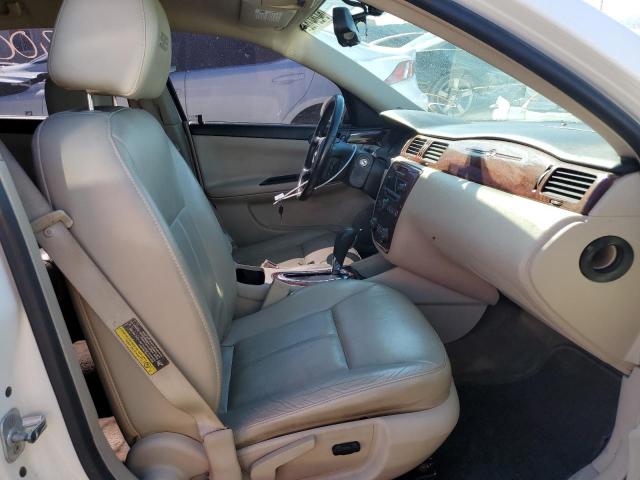 2G1WD58C369185775 - 2006 CHEVROLET IMPALA SUP 白色 照片 5