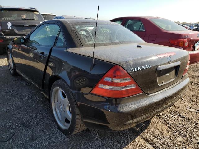 WDBKK65F81F175645 - 2001 MERCEDES-BENZ SLK 320 BLACK photo 3