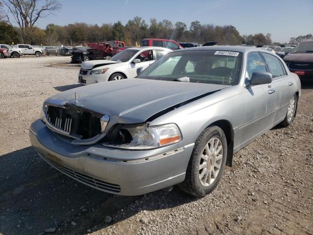 1LNHM81W26Y622890 - 2006 LINCOLN TOWN CAR S GRAY photo 2