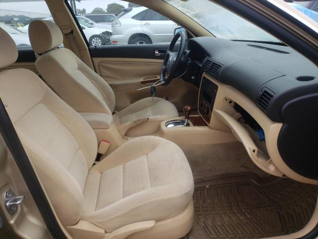 WVWPH63B22P043708 - 2002 VOLKSWAGEN PASSAT GLS BEIGE photo 5