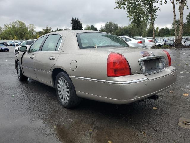 1LNHM81W33Y687324 - 2003 LINCOLN TOWN CAR E TAN photo 3