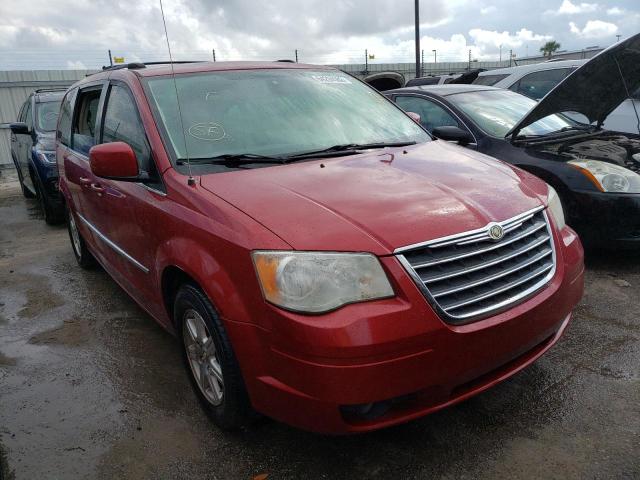 2A8HR54149R525891 - 2009 CHRYSLER TOWN & COU RED photo 1