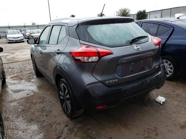 3N1CP5CV3LL541809 - 2020 NISSAN KICKS SV GRAY photo 3