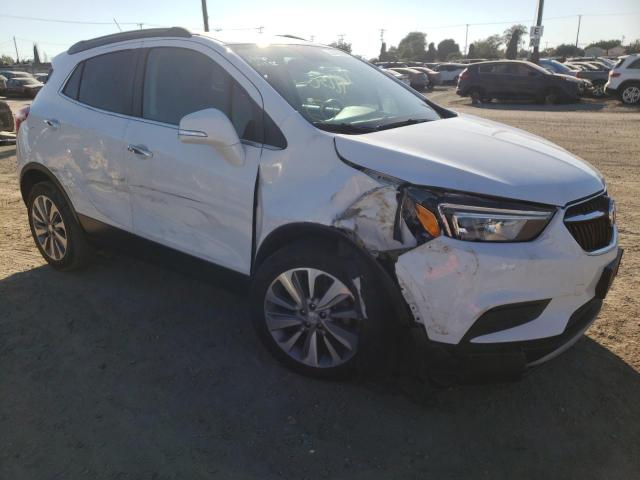 KL4CJASB7JB615918 - 2018 BUICK ENCORE PRE WHITE photo 4