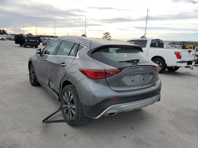 SJKCH5CR0HA026453 - 2017 INFINITI QX30 BASE GRAY photo 3