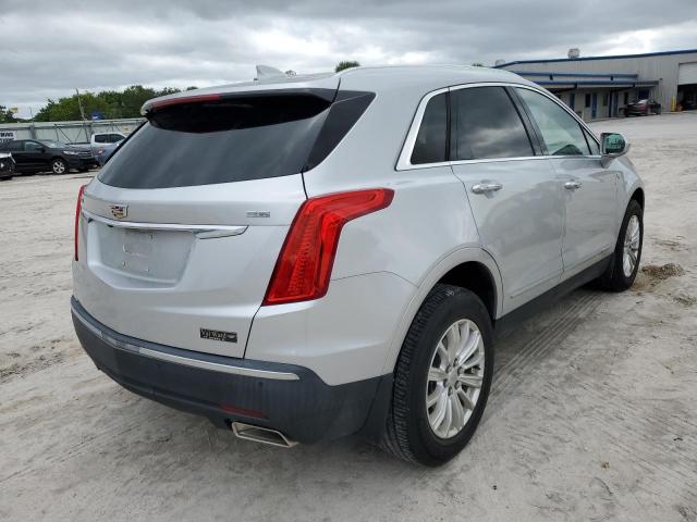 1GYKNARS2HZ220312 - 2017 CADILLAC XT5 SILVER photo 4