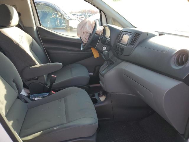 3N63M0ZN1HK722028 - 2017 CHEVROLET CITY EXPRE WHITE photo 5