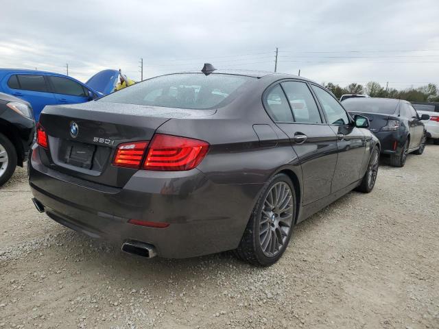 WBAFU9C59BC785661 - 2011 BMW 550 XI CHARCOAL photo 4